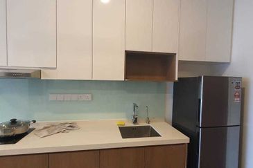 EXSIM | Ceylonz Suites