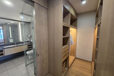 188 Suites Service Apartment