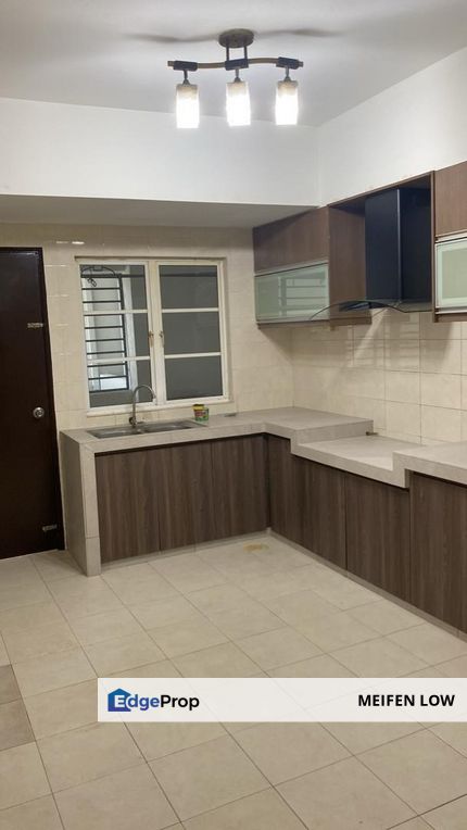 Sri Emas Condo , 3room 2bath partly furnished, Kuala Lumpur, Pudu