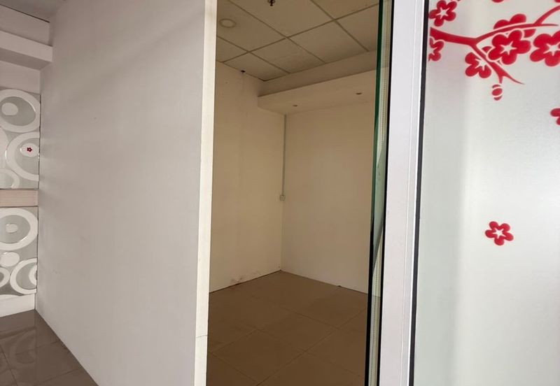 Platinum Mondrian (Pv128)