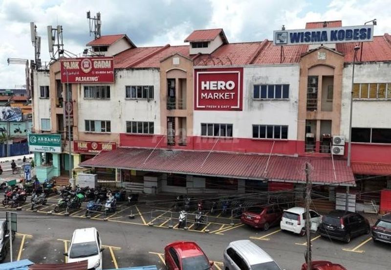 Jalan Gangsa, Seksyen 3, Pekan Sungai Besi, 3 Storey Shop Office Lot For Sale