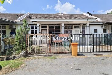 BANDAR SAUJANA PUTRA SP7