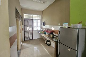 BANDAR SAUJANA PUTRA SP7