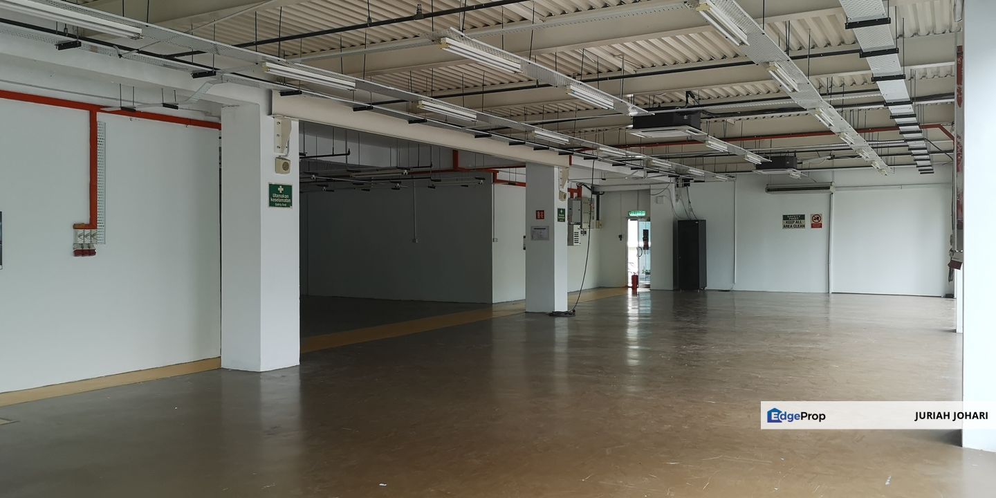 WAREHOUSE & OFFICE FOR RENT, BUKIT JELUTONG SHAH ALAM, Selangor, Shah Alam