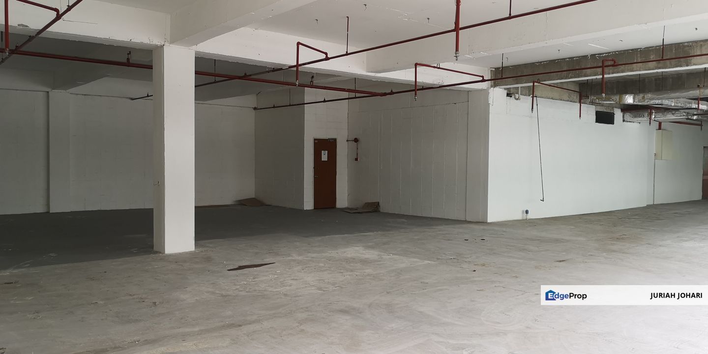 WAREHOUSE & OFFICE FOR RENT, BUKIT JELUTONG SHAH ALAM, Selangor, Shah Alam
