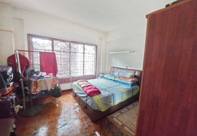 Emerald Hill, Taman Bukit Indah