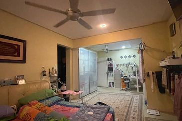 Taman Desa, Renovated Danau Villa Semi D, for Sale