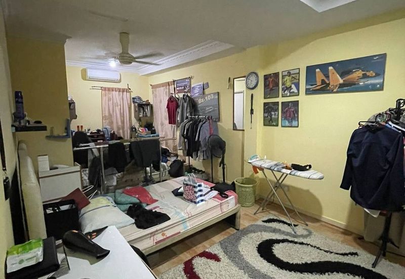 Taman Desa, Renovated Danau Villa Semi D, for Sale