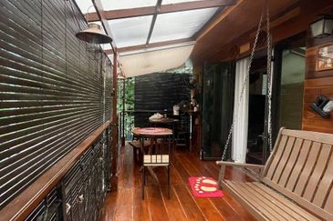 Taman Desa, Renovated Danau Villa Semi D, for Sale