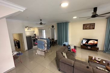 Monet Lily @ Sunsuria City