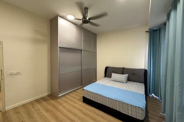 Monet Lily @ Sunsuria City