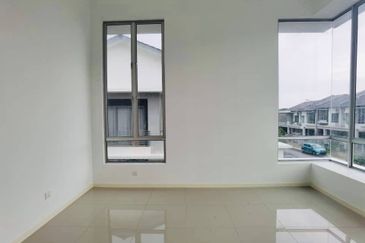 Fairfield Residences, Tropicana Heights