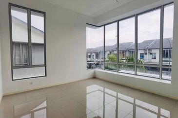 Fairfield Residences, Tropicana Heights