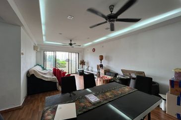 Bukit Jalil, Vista Komenwel C, Freehold condo