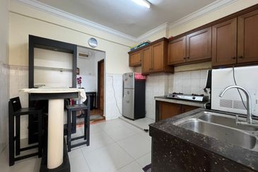 Bukit Jalil, Vista Komenwel C, Freehold condo