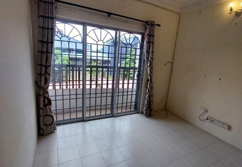 Suria Apartment, Taman Medan, Petaling Jaya