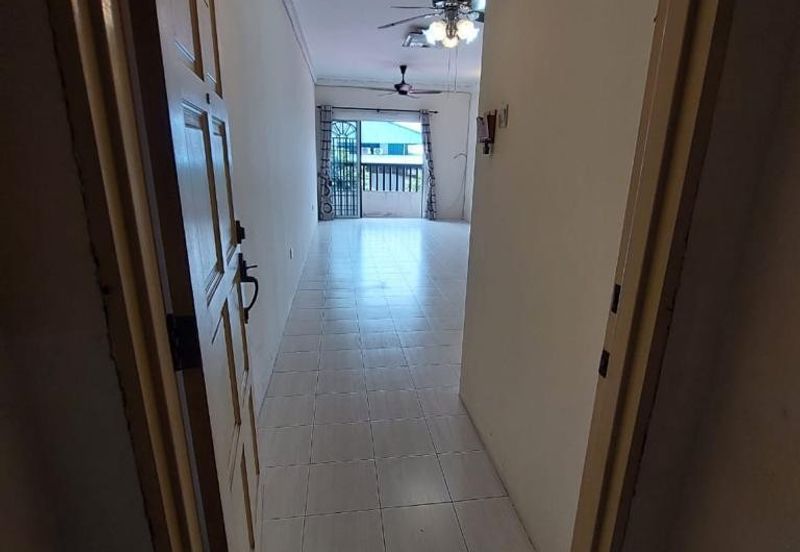 Suria Apartment, Taman Medan, Petaling Jaya