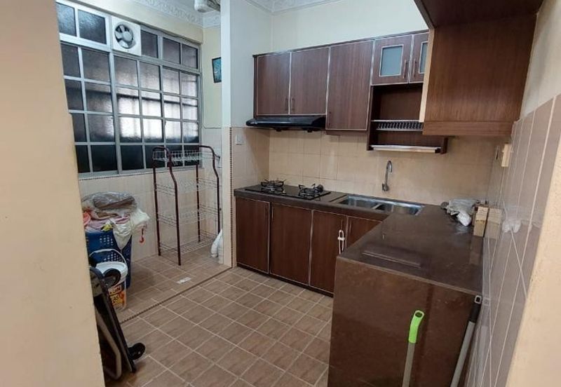 Suria Apartment, Taman Medan, Petaling Jaya