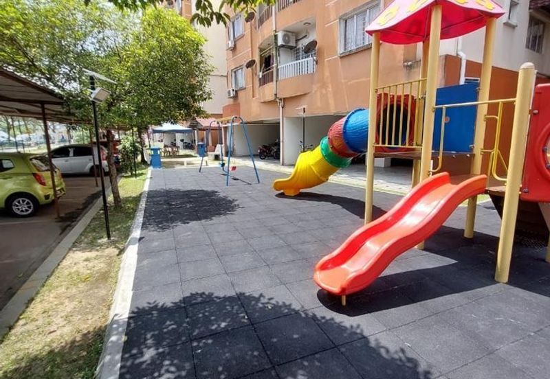 Suria Apartment, Taman Medan, Petaling Jaya