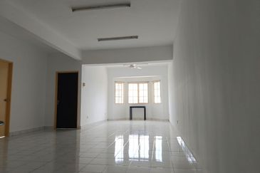 Apartment Mawar, Bandar Baru Sentul, walking distance to LRT