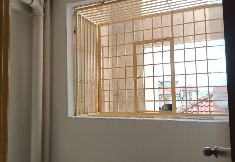 Apartment Mawar, Bandar Baru Sentul, walking distance to LRT