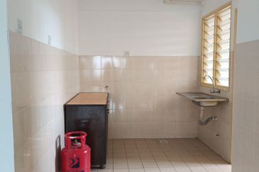 Apartment Mawar, Bandar Baru Sentul, walking distance to LRT