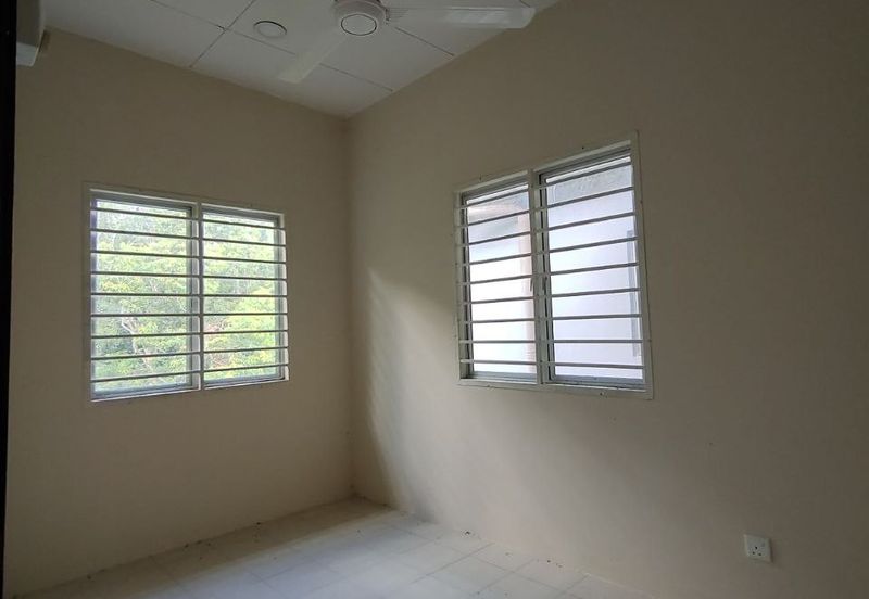 Taman Pinggiran Pelangi