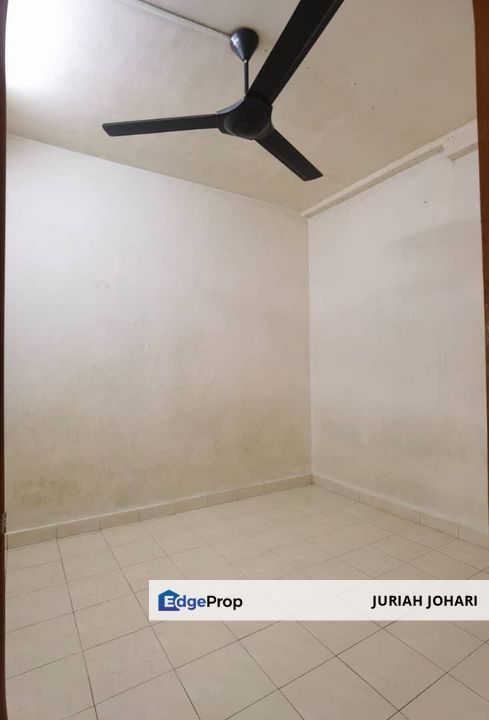 Seksyen 19, Shah Alam, Komuter Raya Apartment, Selangor, Shah Alam