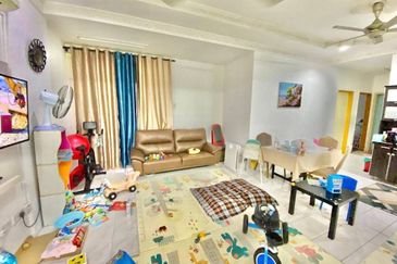 City Garden Palm Villa Condominium