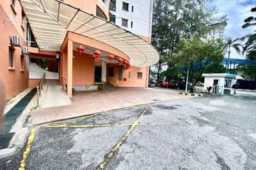 City Garden Palm Villa Condominium