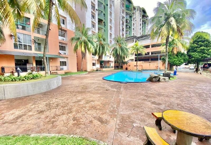 City Garden Palm Villa Condominium