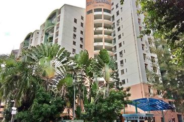 City Garden Palm Villa Condominium