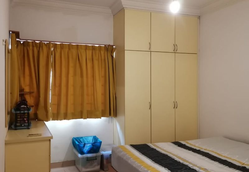 Perdana Exclusive Condominium