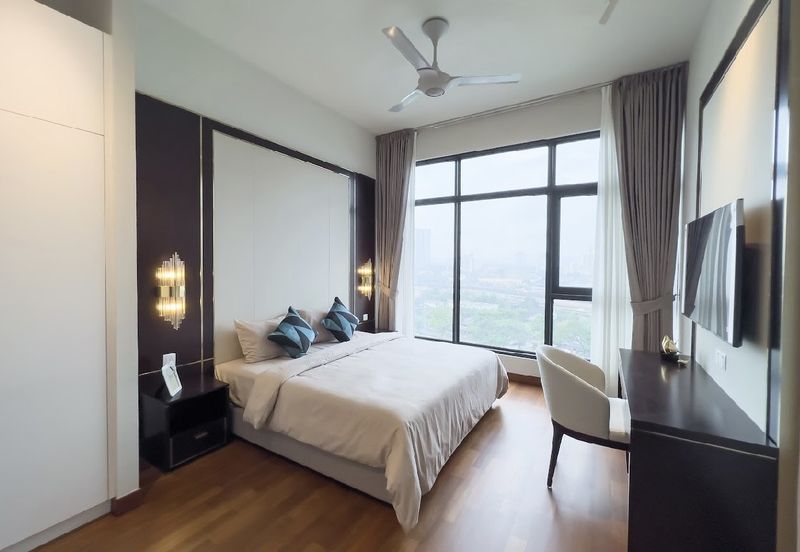 Pavilion Embassy Residence