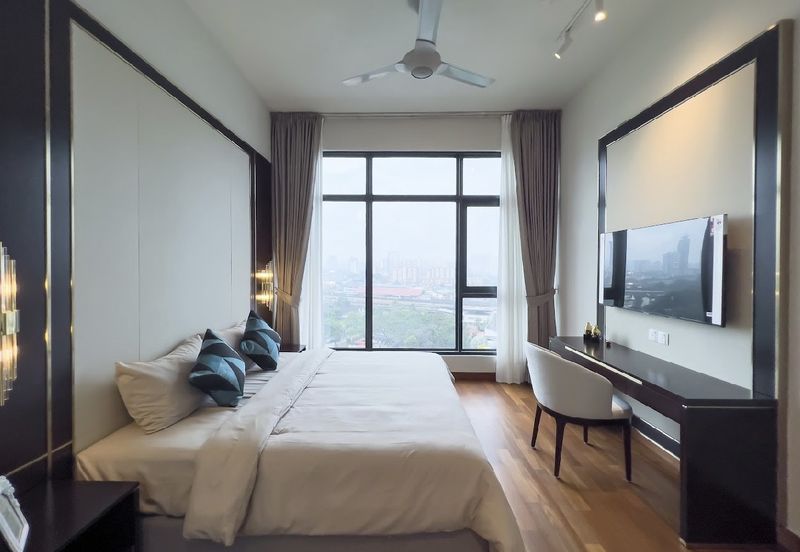 Pavilion Embassy Residence