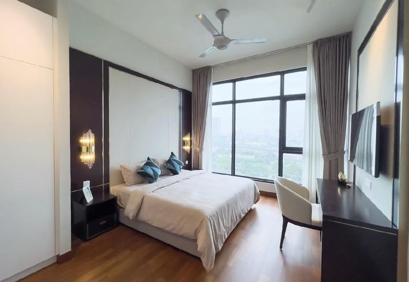 Oxford Residences @ Pavilion Embassy