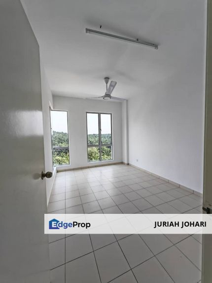 CORNER UNIT, Garden Villa Apartment, Senawang, Negeri Sembilan, Seremban