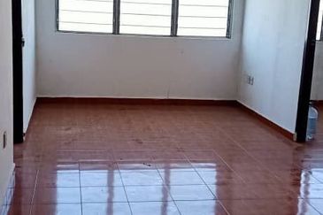 Rumah Pangsa Impian, Bandar Saujana Putra