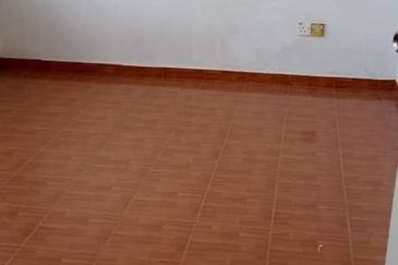 Rumah Pangsa Impian, Bandar Saujana Putra