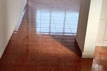 Rumah Pangsa Impian, Bandar Saujana Putra