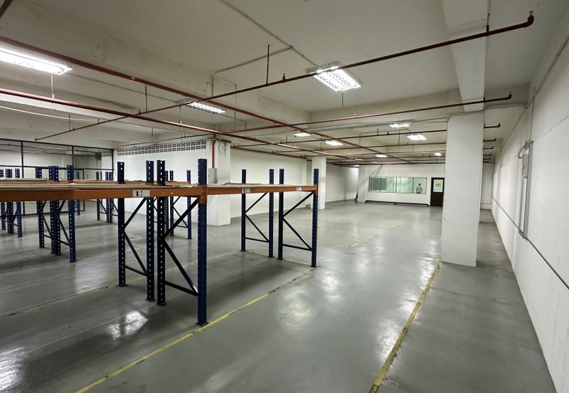 Warehouse and Office space @ Bukit Jelutong 