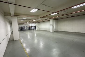 Warehouse and Office space @ Bukit Jelutong 