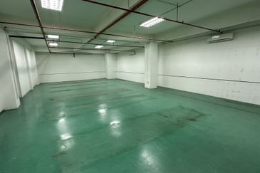 Warehouse and Office space @ Bukit Jelutong 