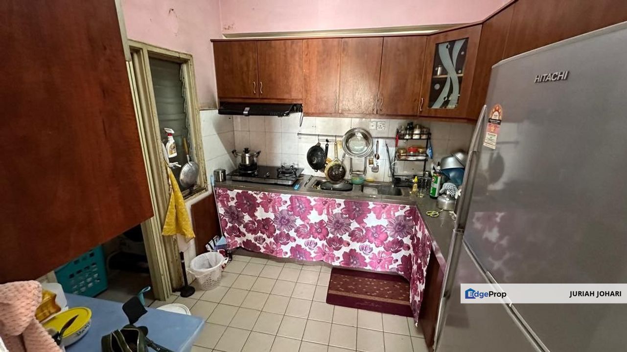 Kepong, Sinar Magna Apartment Renovated for Sale, Kuala Lumpur, Kepong