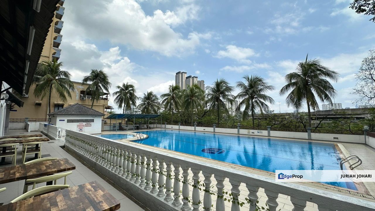 Bukit Jalil, Vista Komanwel Blok A, Walking distance to LRT, Kuala Lumpur, Bukit Jalil