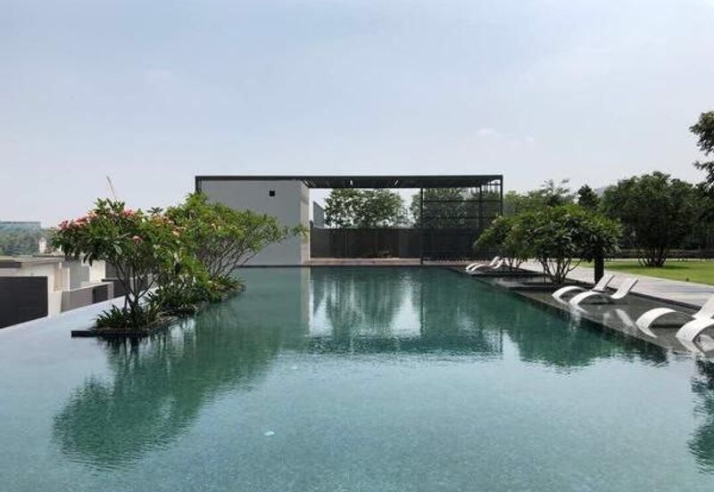 Paloma @ Tropicana Metropark