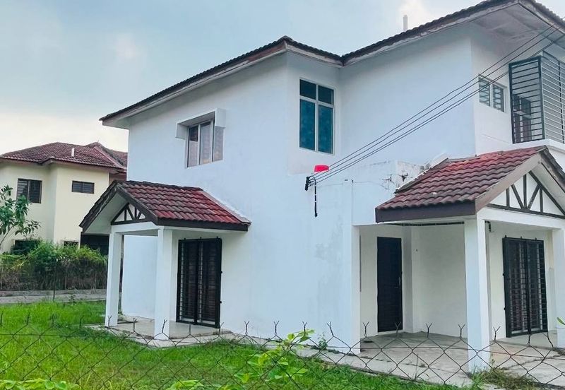 Puncak Alam, Taman Alam Perdana Corner lot 2 Storey for Sale