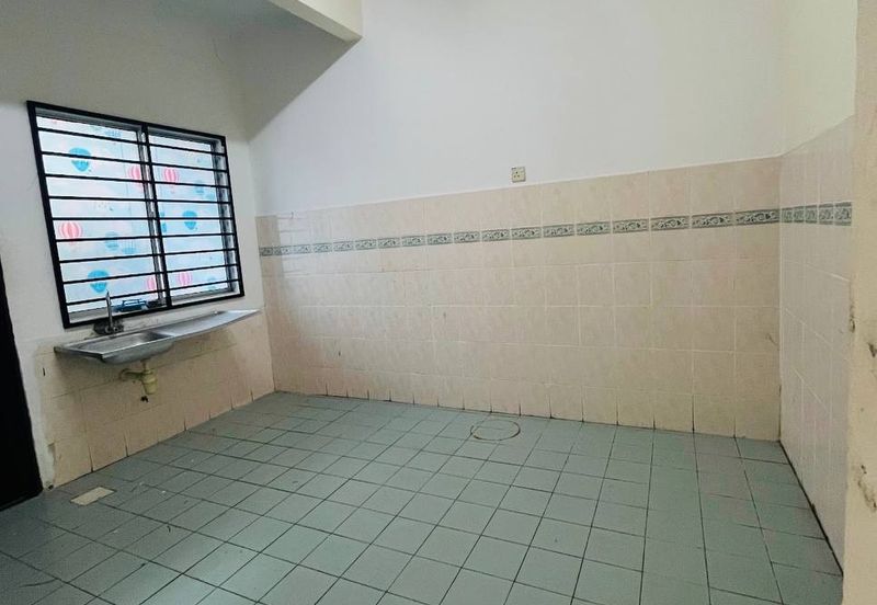 Puncak Alam, Taman Alam Perdana Corner lot 2 Storey for Sale