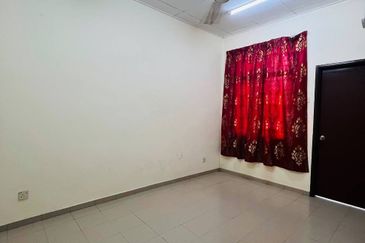 Puncak Alam, Taman Alam Perdana Corner lot 2 Storey for Sale