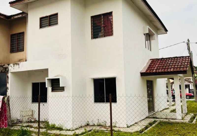Puncak Alam, Taman Alam Perdana Corner lot 2 Storey for Sale